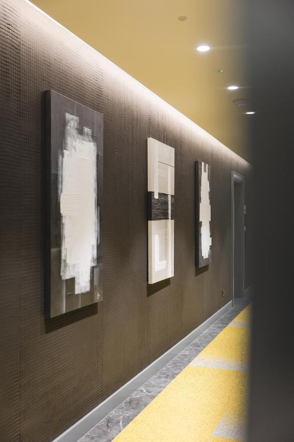 Signum Hotel Podgoriçe Dış mekan fotoğraf